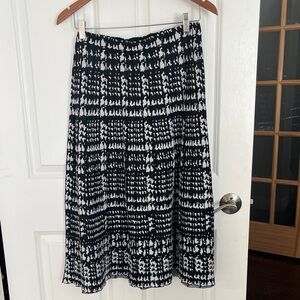 Black & White Midi Herringbone Sweater Pull on Skirt Sz small